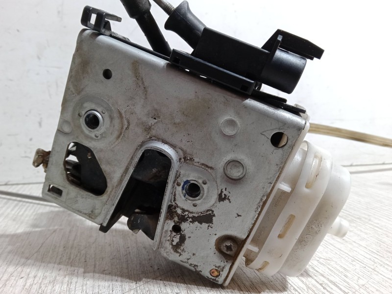 Recambio de cerradura puerta delantera izquierda para audi a4 b5 avant (8d5) 1.9 tdi referencia OEM IAM   