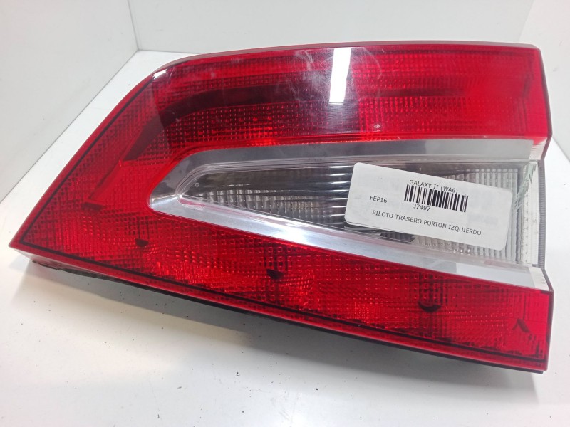 Recambio de piloto trasero porton izquierdo para ford galaxy ii (wa6) 2.0 referencia OEM IAM 6M2113A603EB  TZ00923401