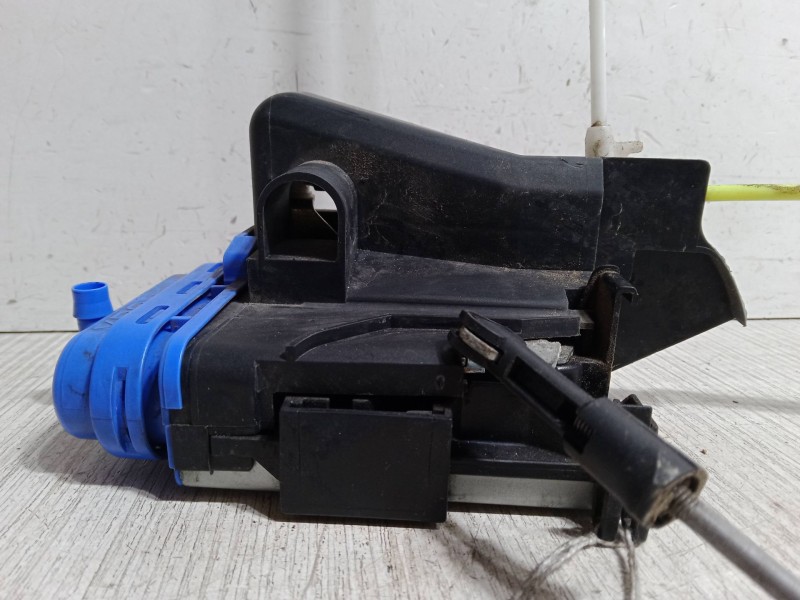 Recambio de cerradura puerta trasera derecha para audi a4 b5 avant (8d5) 1.9 tdi referencia OEM IAM   