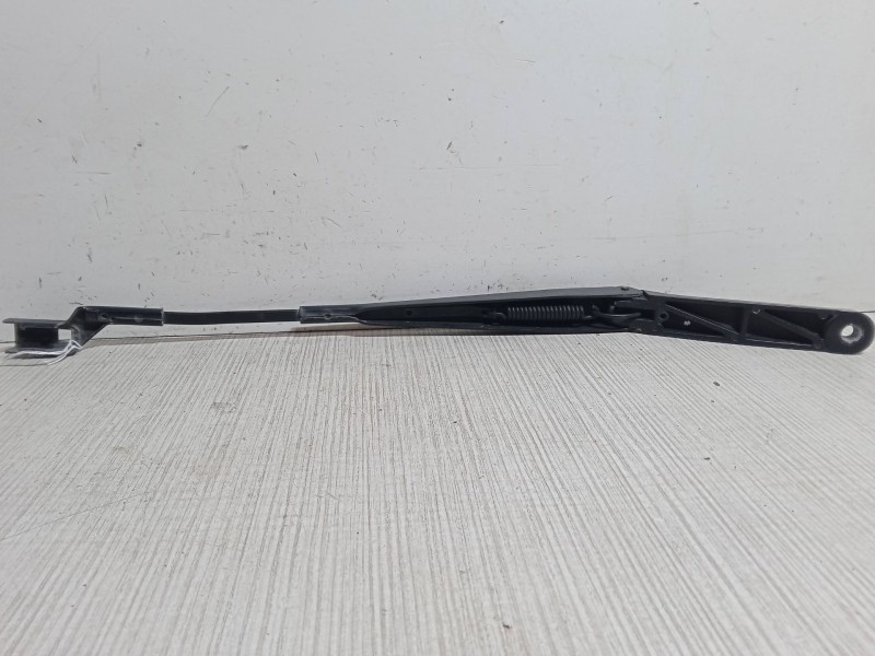 Recambio de brazo limpia delantero izquierdo para volkswagen golf vi (5k1) 1.6 tdi referencia OEM IAM   