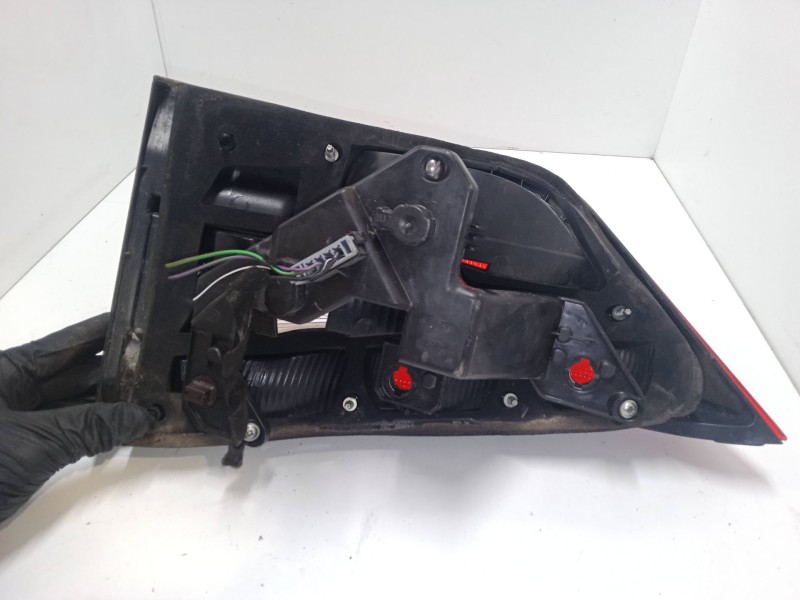 Recambio de piloto trasero porton izquierdo para ford galaxy ii (wa6) 2.0 referencia OEM IAM 6M2113A603EB  TZ00923401