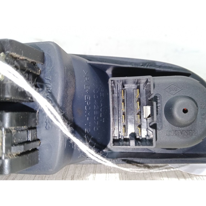 Recambio de mando elevalunas delantero izquierdo para renault megane i (ba0/1_) 1.9 dci (ba05, ba1f) referencia OEM IAM   