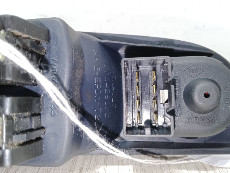 Recambio de mando elevalunas delantero izquierdo para renault megane i (ba0/1_) 1.9 dci (ba05, ba1f) referencia OEM IAM   