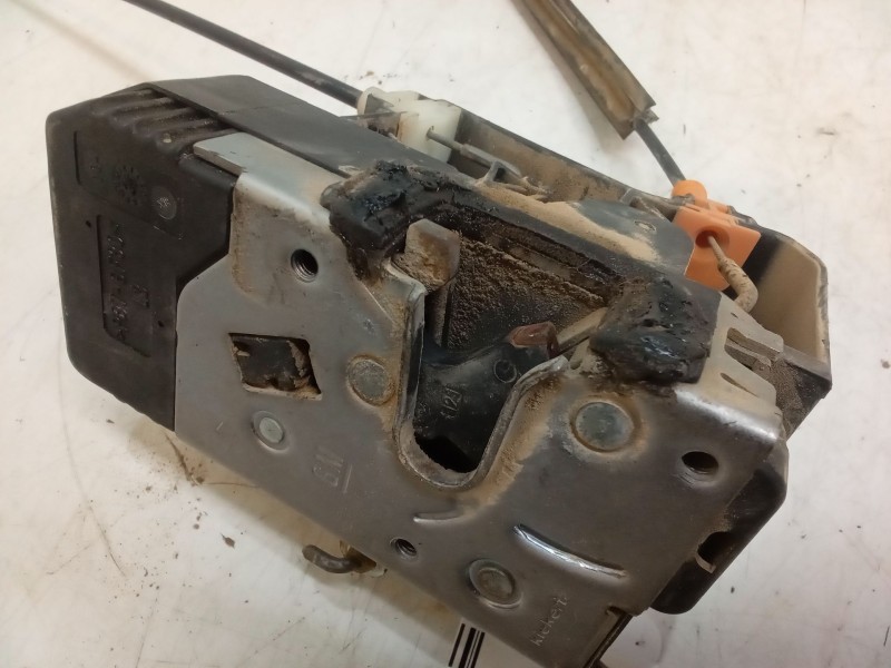 Recambio de cerradura puerta delantera izquierda para opel combo tour 1.7 cdti 16v referencia OEM IAM   