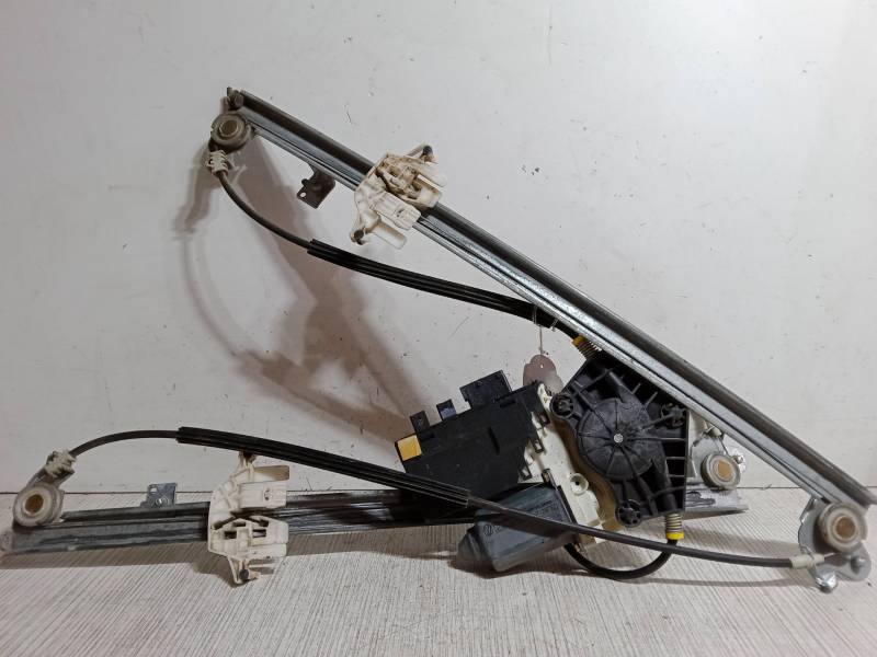 ELEVALUNAS DELANTERO IZQUIERDO 1488726080 991712203