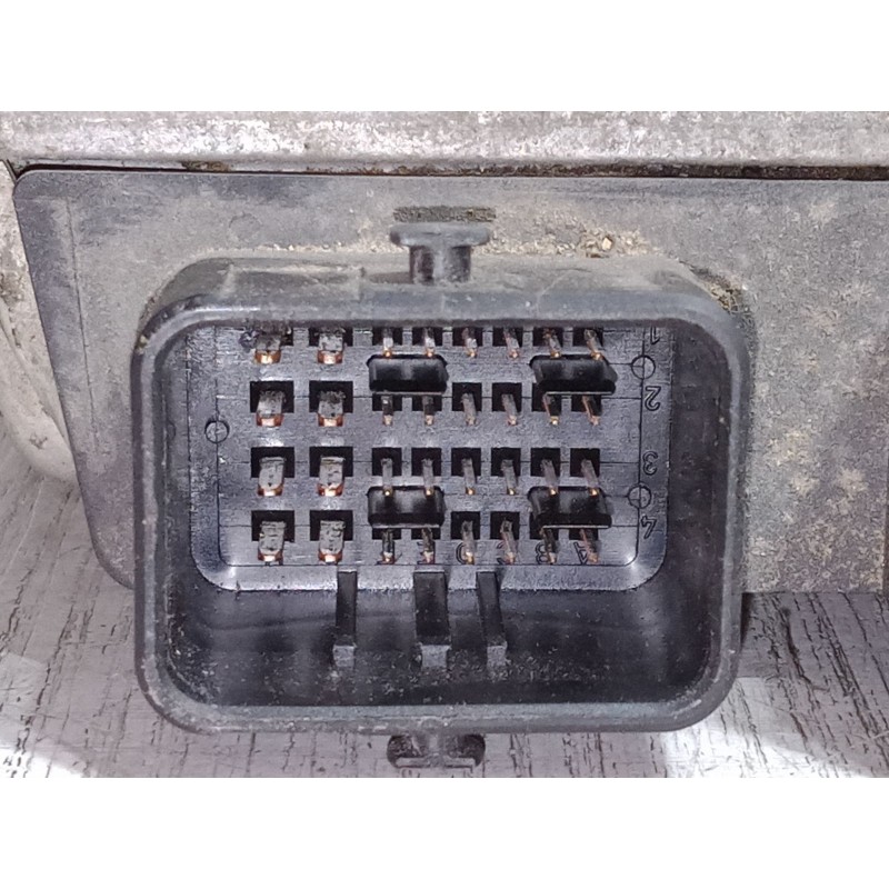 Recambio de centralita motor uce para citroën c8 (ea_, eb_) 2.2 hdi referencia OEM IAM 9652590280 0281011363 9640938180