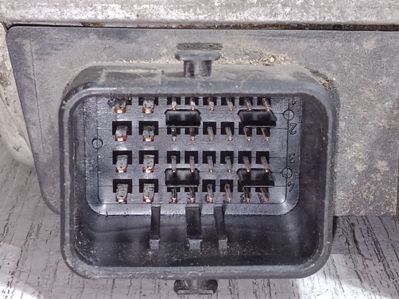 Recambio de centralita motor uce para citroën c8 (ea_, eb_) 2.2 hdi referencia OEM IAM 9652590280 0281011363 9640938180