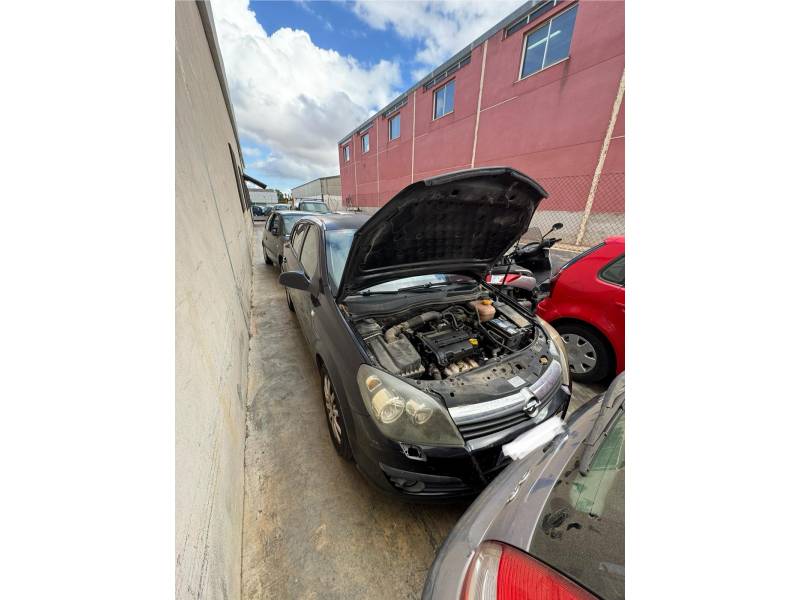 OPEL ASTRA H (A04)