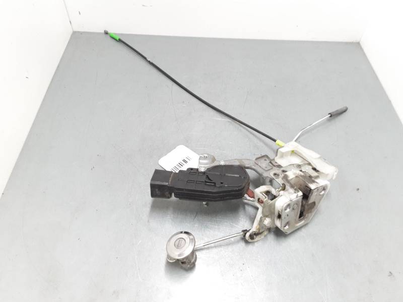 CERRADURA PUERTA DELANTERA DERECHA 