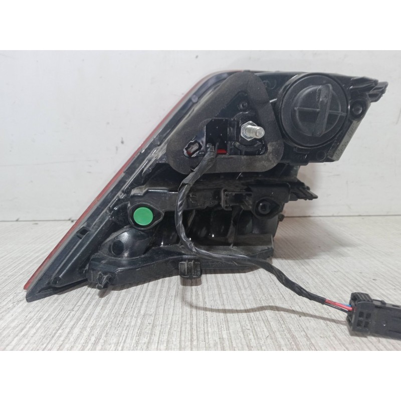 Recambio de piloto trasero porton derecho para peugeot 308 ii (lb_, lp_, lw_, lh_, l3_) 1.2 thp 110 referencia OEM IAM 81260201 