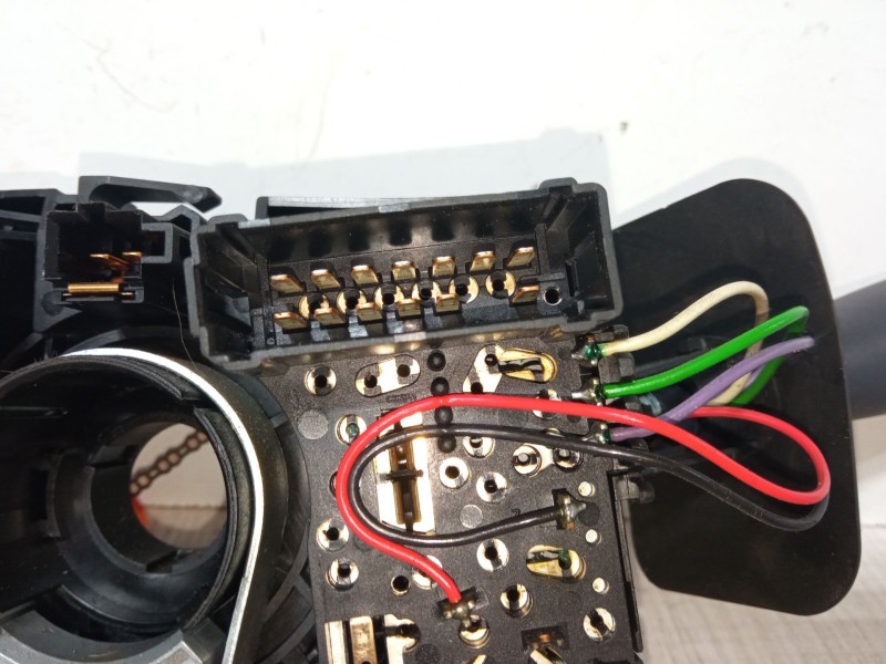 Recambio de mando luces para renault clio ii (bb_, cb_) 1.6 (b/cb0d, bb00) referencia OEM IAM 770043286061670053  7701045279   6