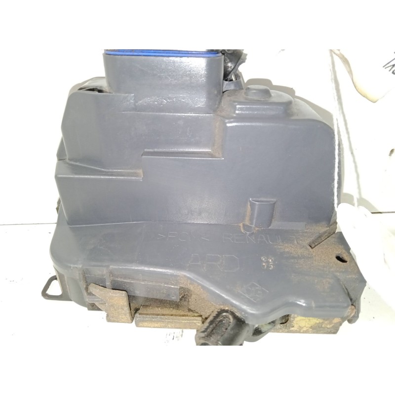 Recambio de cerradura puerta trasera derecha para renault scénic ii (jm0/1_) 1.9 dci (jm0g, jm12, jm1g, jm2c) referencia OEM IAM
