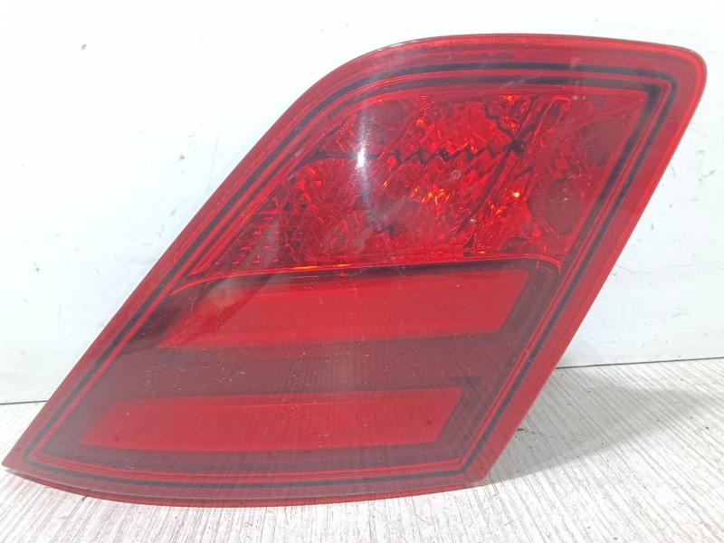 Recambio de piloto trasero porton izquierdo para peugeot 308 ii (lb_, lp_, lw_, lh_, l3_) 1.2 thp 110 referencia OEM IAM 9677818