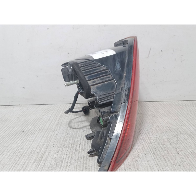 Recambio de piloto trasero porton izquierdo para peugeot 308 ii (lb_, lp_, lw_, lh_, l3_) 1.2 thp 110 referencia OEM IAM 9677818