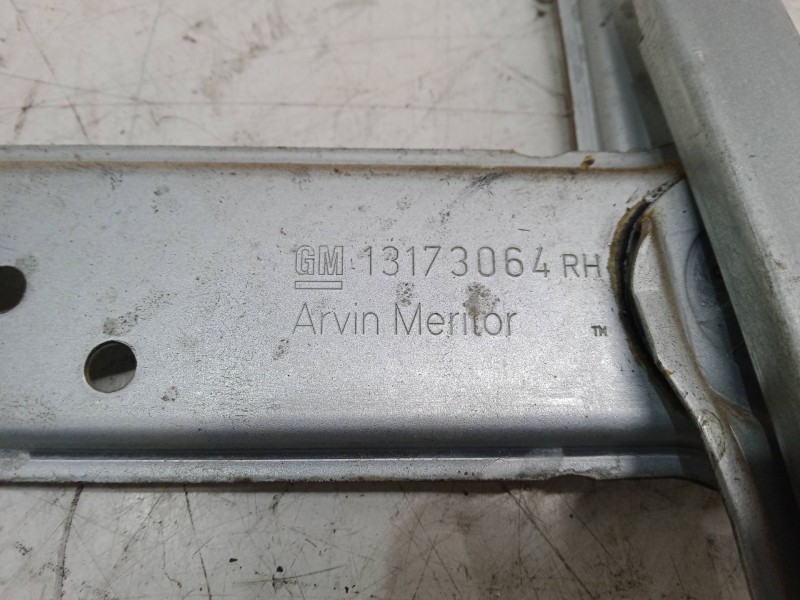 Recambio de elevalunas electrico delantero derecho para opel combo tour 1.7 cdti 16v referencia OEM IAM   