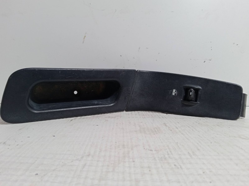 Recambio de mando elevalunas trasero derecho para jeep grand cherokee ii (wj, wg) 3.1 td 4x4 referencia OEM IAM   