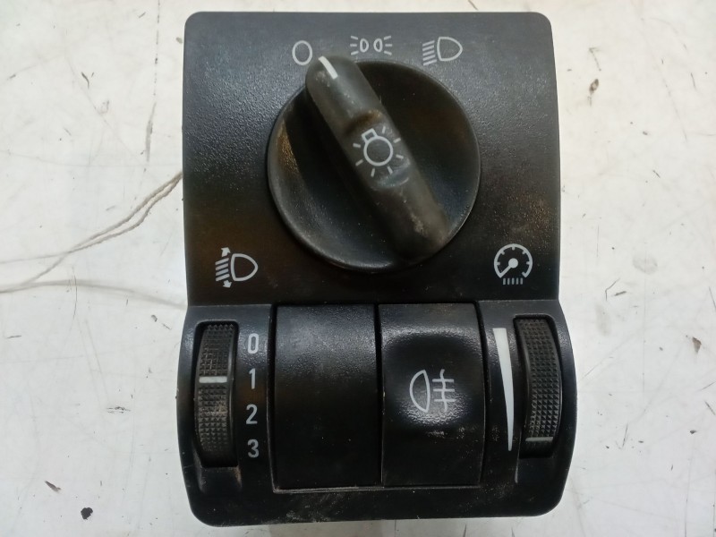 Recambio de conmutador de luces para opel combo tour 1.7 cdti 16v referencia OEM IAM   