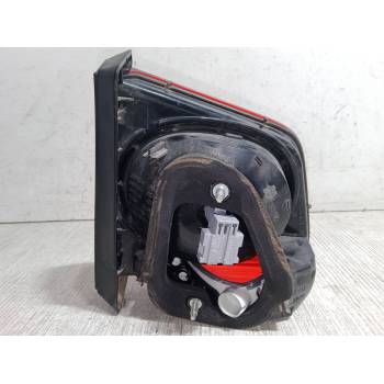 PILOTO TRASERO DERECHO INTERIOR 5N0945108C 