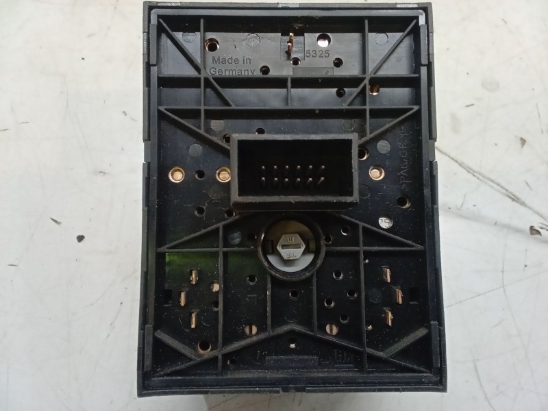 Recambio de conmutador de luces para opel combo tour 1.7 cdti 16v referencia OEM IAM   