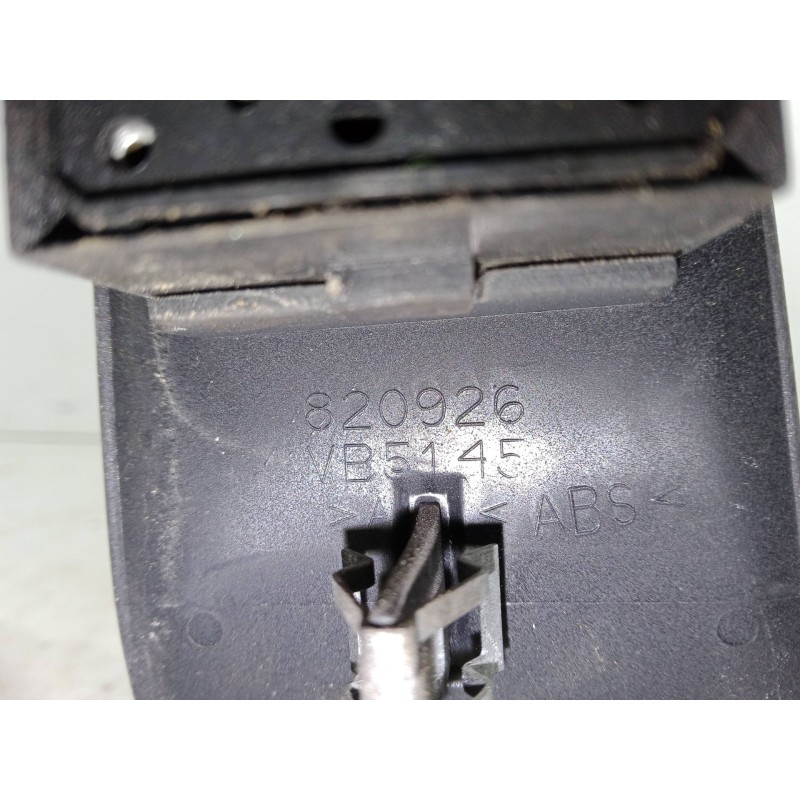 Recambio de mando elevalunas trasero izquierdo para jeep grand cherokee ii (wj, wg) 3.1 td 4x4 referencia OEM IAM 820926.VB5145 