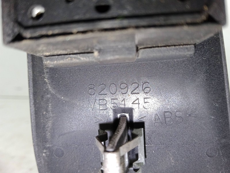 Recambio de mando elevalunas trasero izquierdo para jeep grand cherokee ii (wj, wg) 3.1 td 4x4 referencia OEM IAM 820926.VB5145 