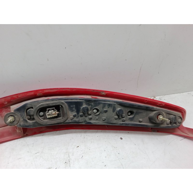 Recambio de piloto trasero derecho para fiat punto (188_) 1.2 60 (188.030, .050, .130, .150, .230, .250) referencia OEM IAM   