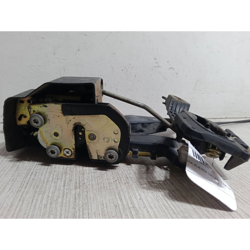 Recambio de cerradura puerta delantera izquierda para toyota corolla verso (_e12_) 2.0 d-4d (cde120_) referencia OEM IAM   