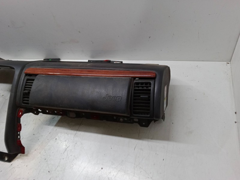 Recambio de salpicadero para jeep grand cherokee ii (wj, wg) 3.1 td 4x4 referencia OEM IAM   