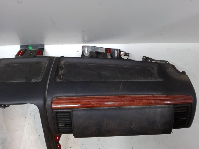 Recambio de salpicadero para jeep grand cherokee ii (wj, wg) 3.1 td 4x4 referencia OEM IAM   