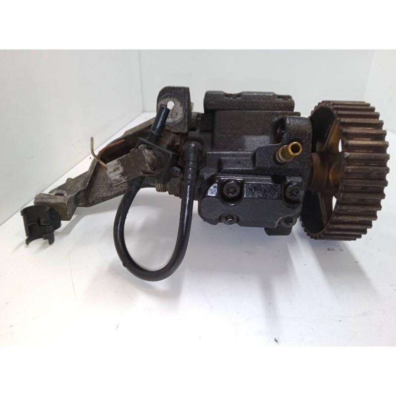 Recambio de bomba inyeccion para renault megane i grandtour (ka0/1_) 1.9 dci (ka05, ka1f) referencia OEM IAM 7700104018D  
