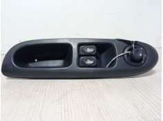 Recambio de mando elevalunas delantero izquierdo para renault clio ii (bb_, cb_) 1.6 (b/cb0d, bb00) referencia OEM IAM 770043353
