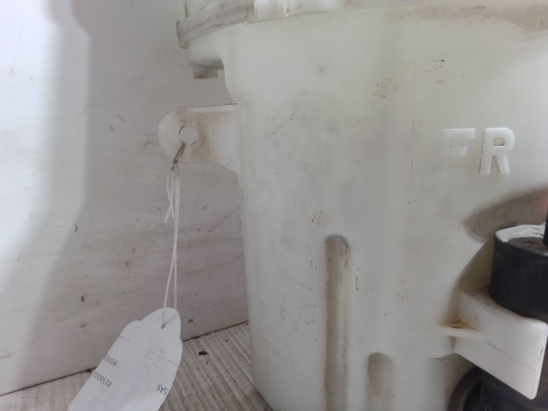 Recambio de botella liquido limpiaparabrisas para toyota yaris (_p1_) 1.4 d-4d (nlp10_) referencia OEM IAM   