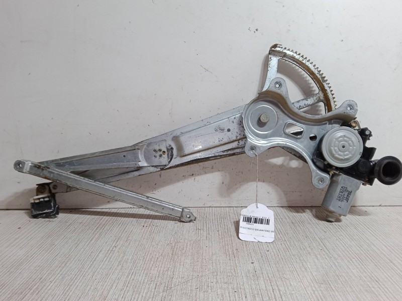 Recambio de elevalunas electrico delantero derecho para toyota corolla verso (_e12_) 2.0 d-4d (cde120_) referencia OEM IAM   