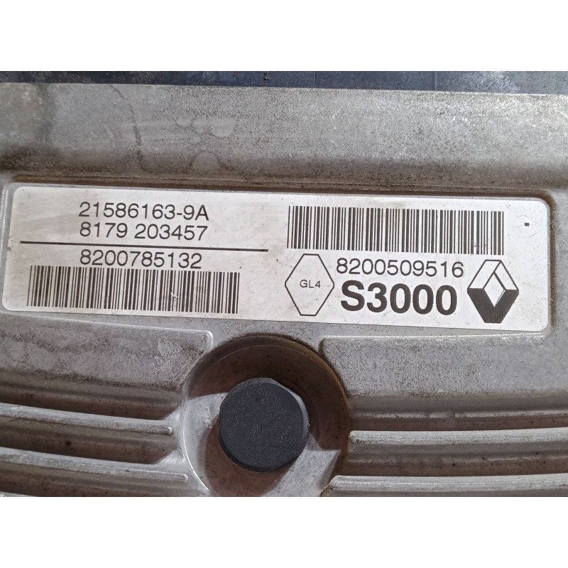 Recambio de centralita motor uce para renault scénic ii (jm0/1_) 1.6 16v (jm1r) referencia OEM IAM 8200509516 215861639A 8200785