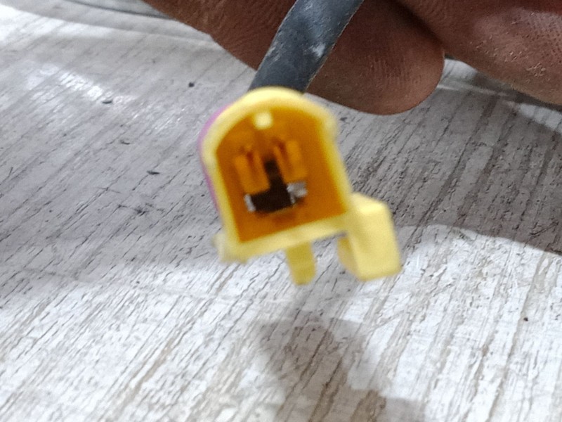 Recambio de cinturon con pretensor delantero izquierdo para volkswagen golf iv (1j1) 1.6 referencia OEM IAM    Recambio de cinturon con pretensor delantero izquierdo para volkswagen golf iv (1j1) 1.6 referencia OEM IAM