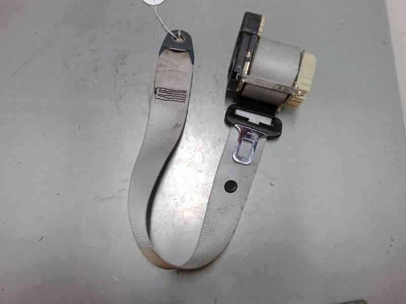 CINTURON SEGURIDAD DELANTERO DERECHO 