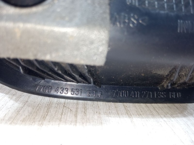 Recambio de mando elevalunas delantero izquierdo para renault clio ii (bb_, cb_) 1.6 (b/cb0d, bb00) referencia OEM IAM 770043353