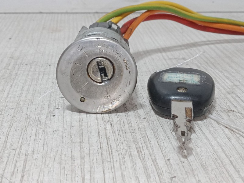 Recambio de clausor para renault megane i (ba0/1_) 1.9 dci (ba05, ba1f) referencia OEM IAM   