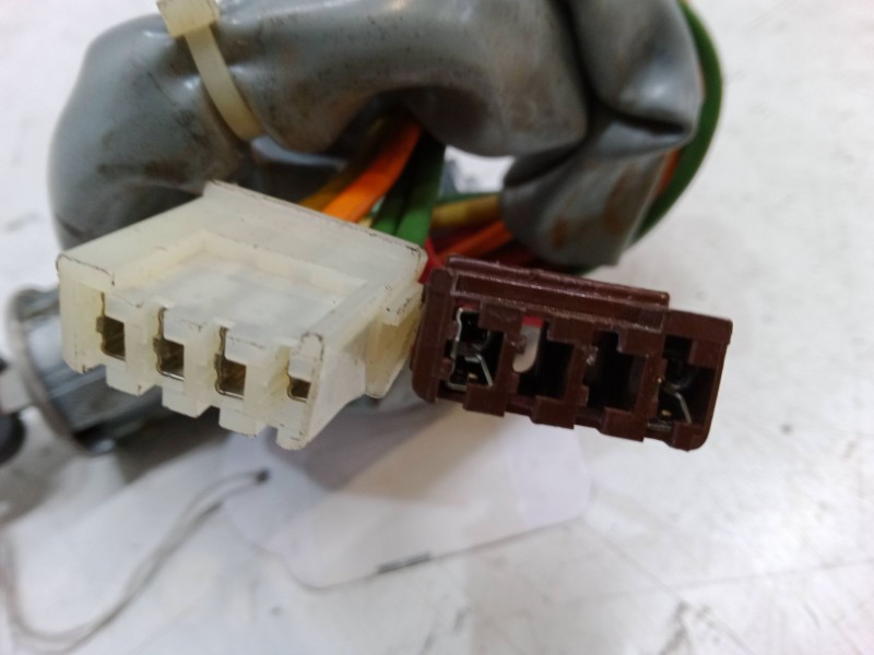 Recambio de clausor para peugeot 205 ii (20a/c) 1.4 referencia OEM IAM   