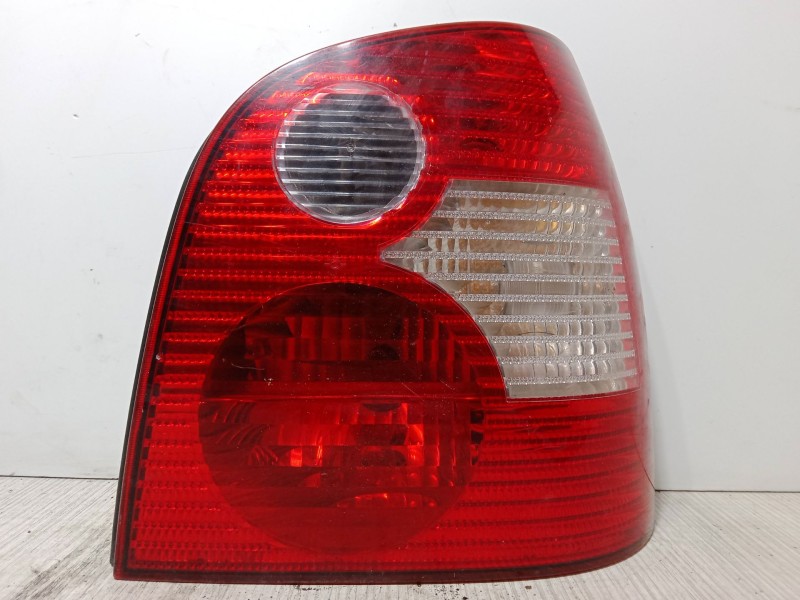 Recambio de piloto trasero derecho para volkswagen polo (9n_, 9a_) 1.2 referencia OEM IAM   