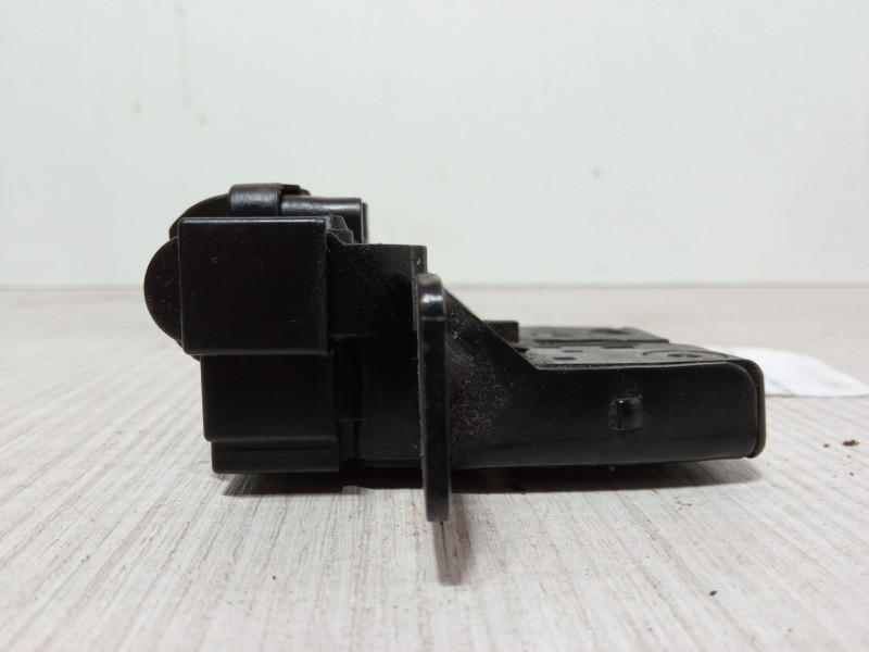 Recambio de cerradura maletero / porton para renault clio iii (br0/1, cr0/1) 1.2 16v (br02, br0j, br11, cr02, cr0j, cr11) refere