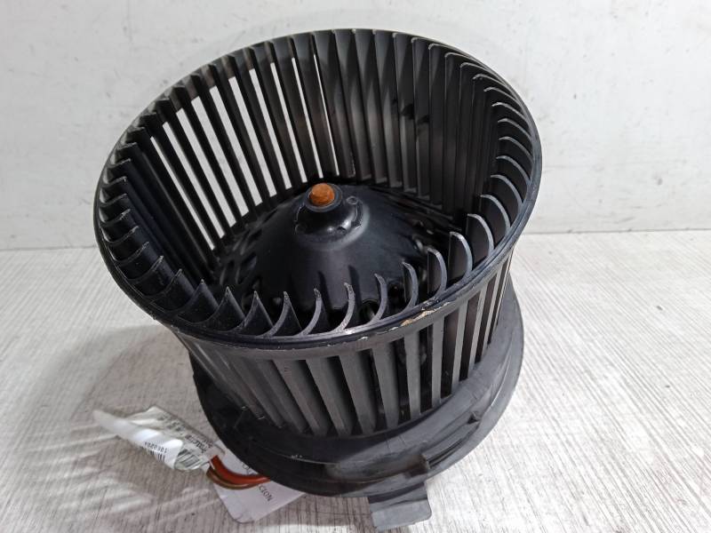 MOTOR CALEFACCION 