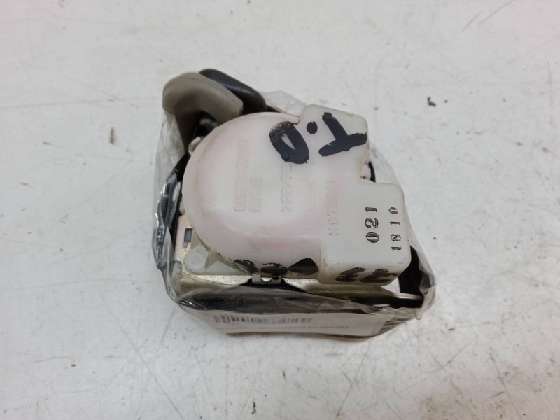 Recambio de cinturon seguridad trasero derecho para toyota yaris (_p9_) 1.4 d-4d (nlp90_) referencia OEM IAM   