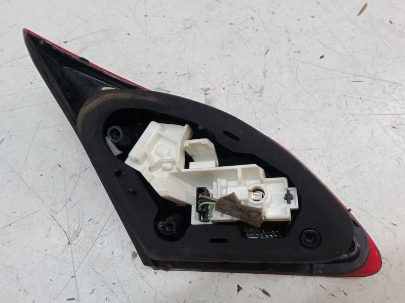 Recambio de piloto trasero porton derecho para opel astra j (p10) 1.7 cdti (68) referencia OEM IAM   