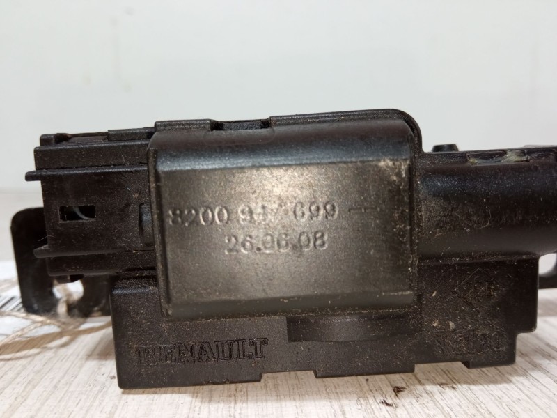 Recambio de cerradura maletero / porton para renault clio iii (br0/1, cr0/1) 1.2 16v (br02, br0j, br11, cr02, cr0j, cr11) refere