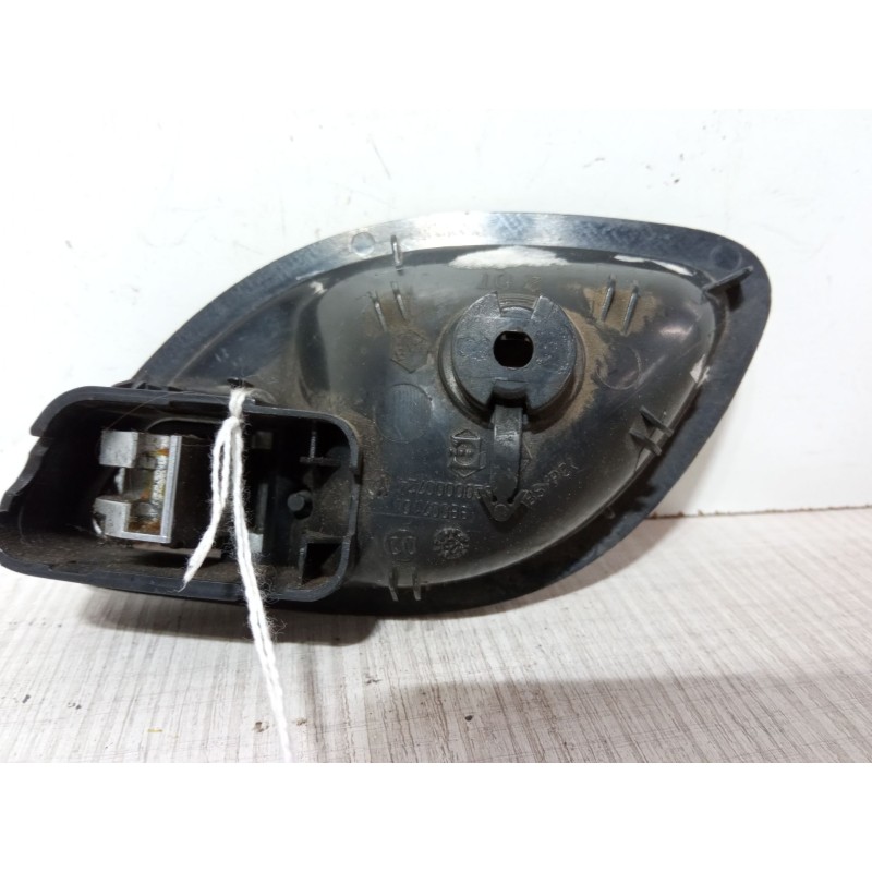 Recambio de maneta interior puerta trasera derecha para renault espace iv (jk0/1_) 1.9 dci (jk0u, jk0g) referencia OEM IAM   