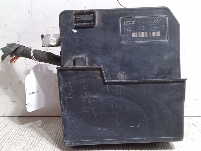 Recambio de caja reles / fusibles para renault grand scénic ii (jm0/1_) 1.5 dci (jm1e) referencia OEM IAM 8200481866H  