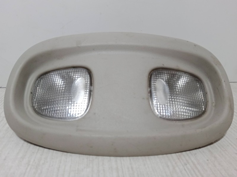 Recambio de luz interior delantera para jeep grand cherokee ii (wj, wg) 3.1 td 4x4 referencia OEM IAM VA8111 820267 