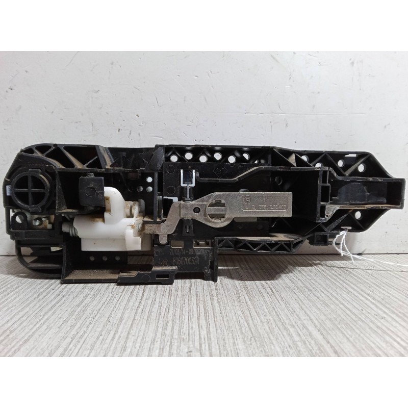 Recambio de maneta exterior puerta delantera derecha para renault scénic iii (jz0/1_) 1.5 dci referencia OEM IAM   