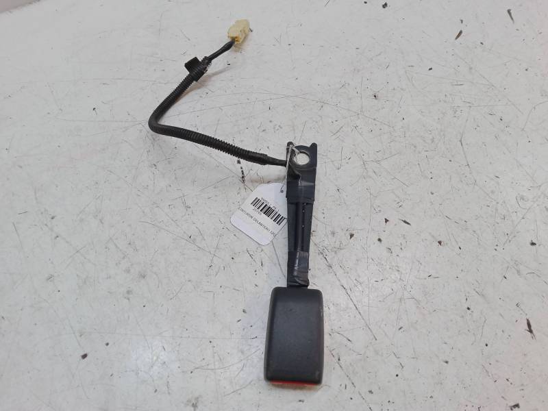 ANCLAJE CINTURON DELANTERO IZQUIERDO 